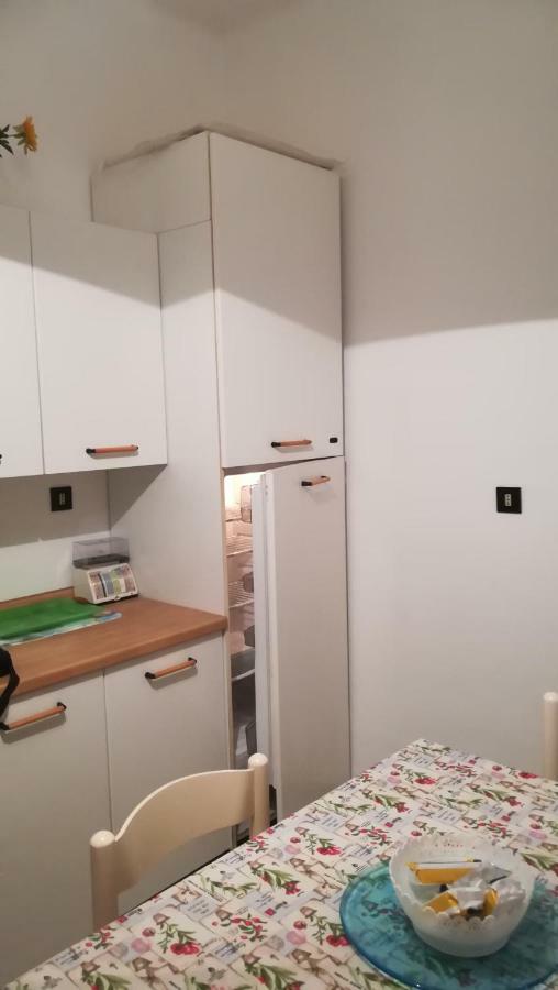 Da Rino Apartment Cipressa Bagian luar foto